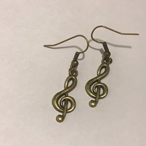 Alloy Music 🎼 Note Earrings